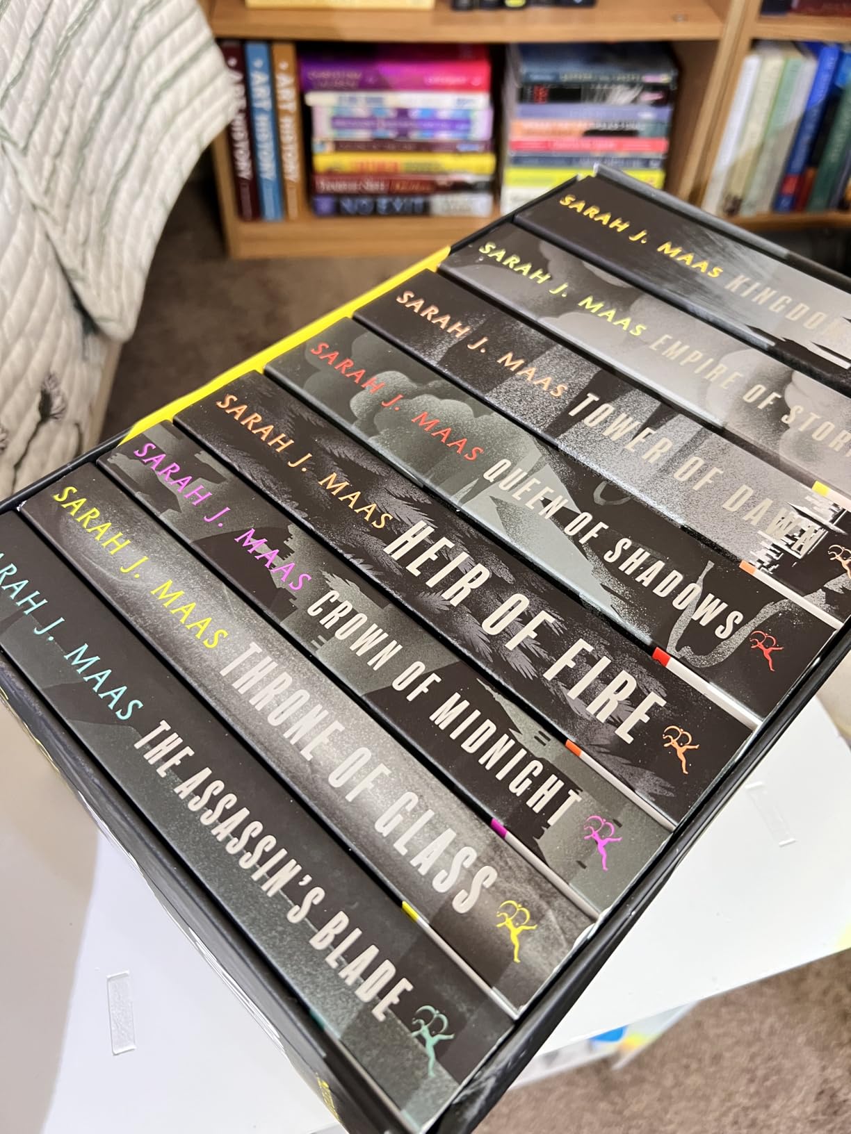 Throne of Glass Paperback Box Set - Image 9