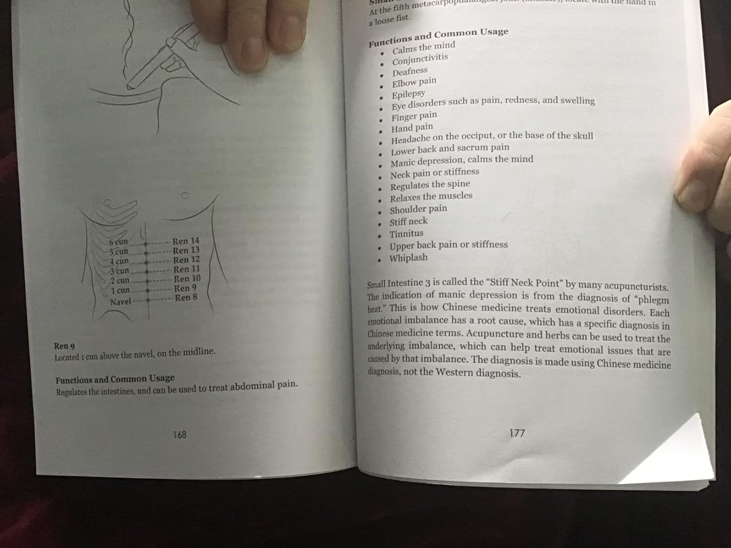 Acupuncture Points Handbook: A Patient's Guide to the Locations and Functions of over 400 Acupuncture Points (Natural Medicine) Paperback – March 26, 2017 9781940146201 - Image 6