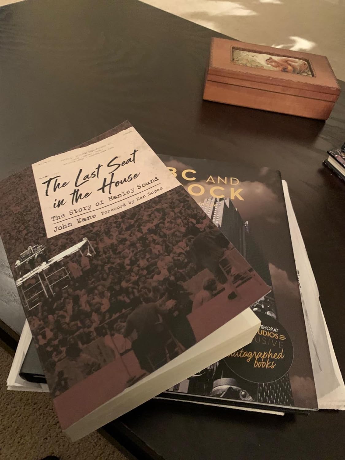 The Last Seat in the House: The Story of Hanley Sound (American Made Music Series) Hardcover – January 27, 2020 9781496826800 - Image 3