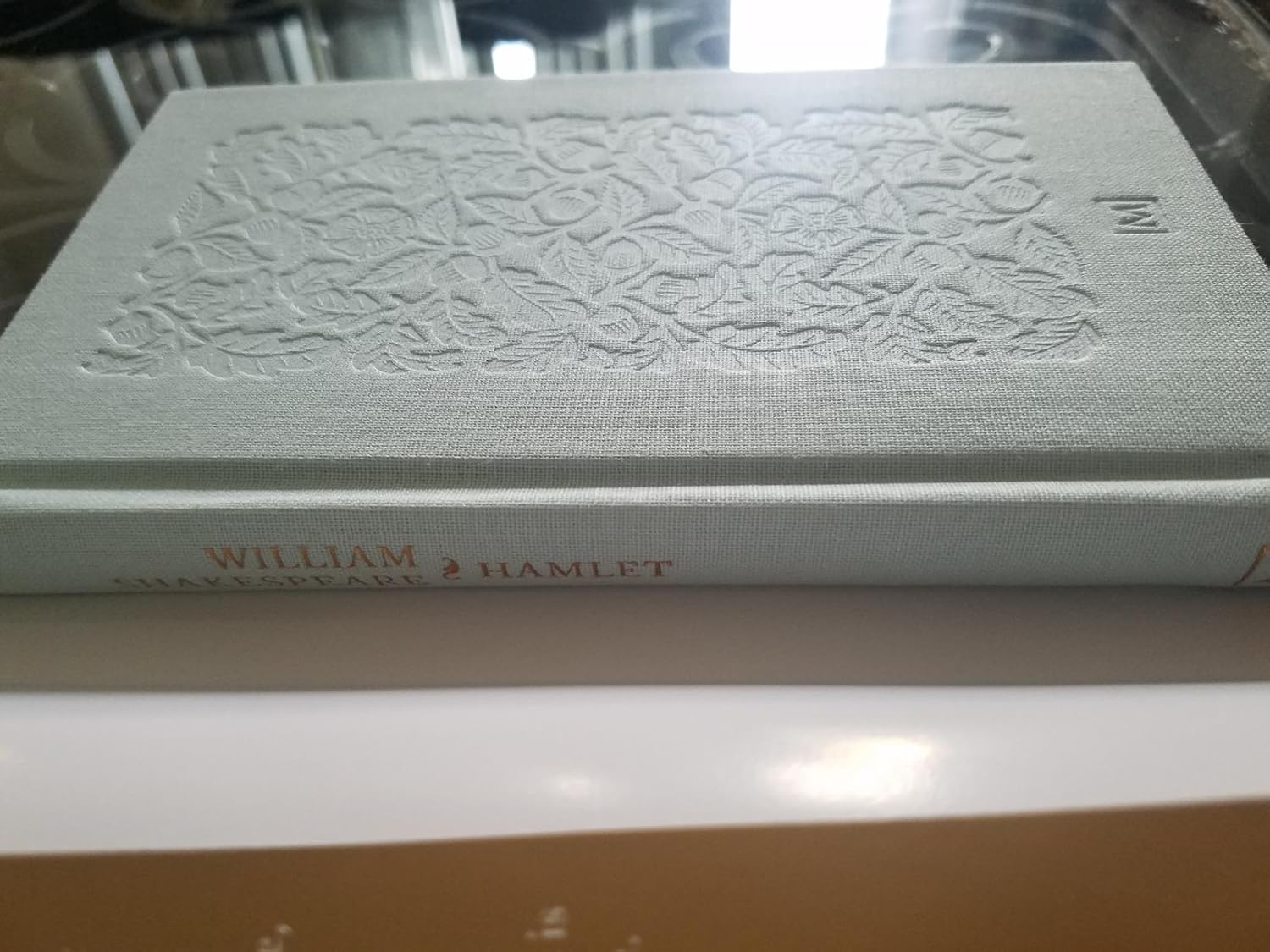 Hamlet (Shakespeare in Production) 9780521444385 - Image 8