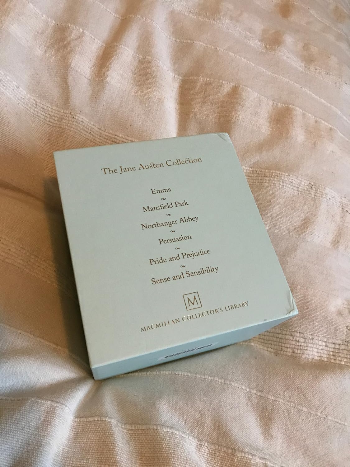 The Jane Austen Collection (Macmillan Collector's Library) Hardcover – January 17, 2017 9781509853472 - Image 4