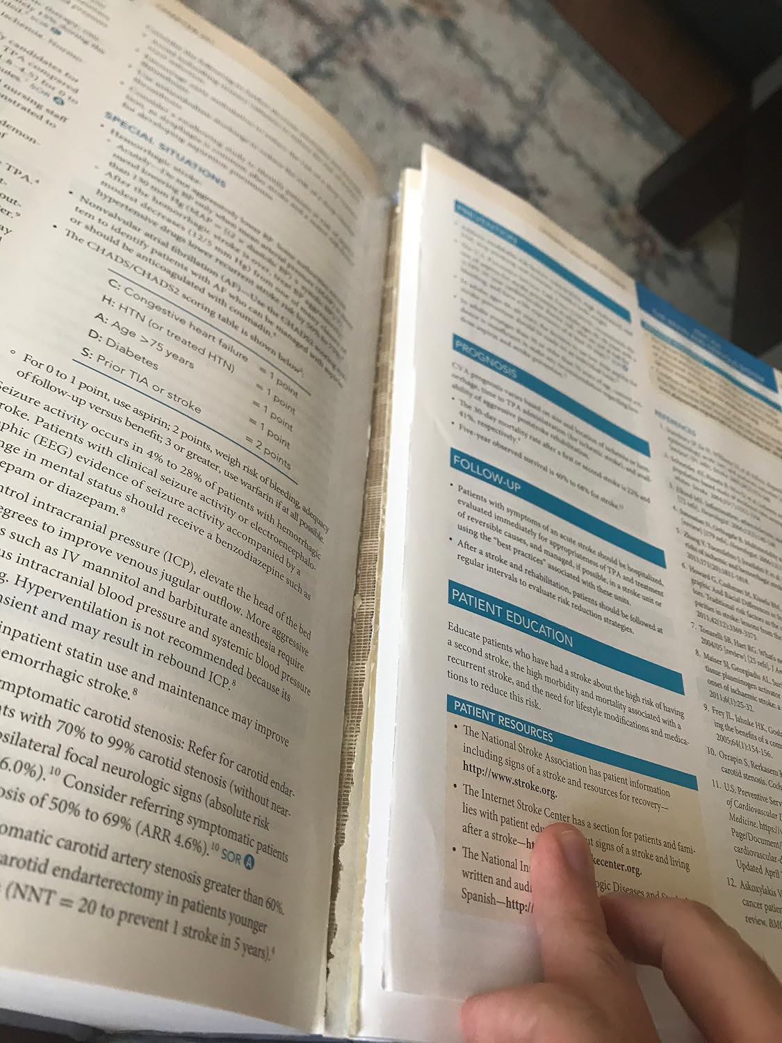 The Color Atlas and Synopsis of Family Medicine, 3rd Edition 3rd Edition 9781259862045 - Image 3